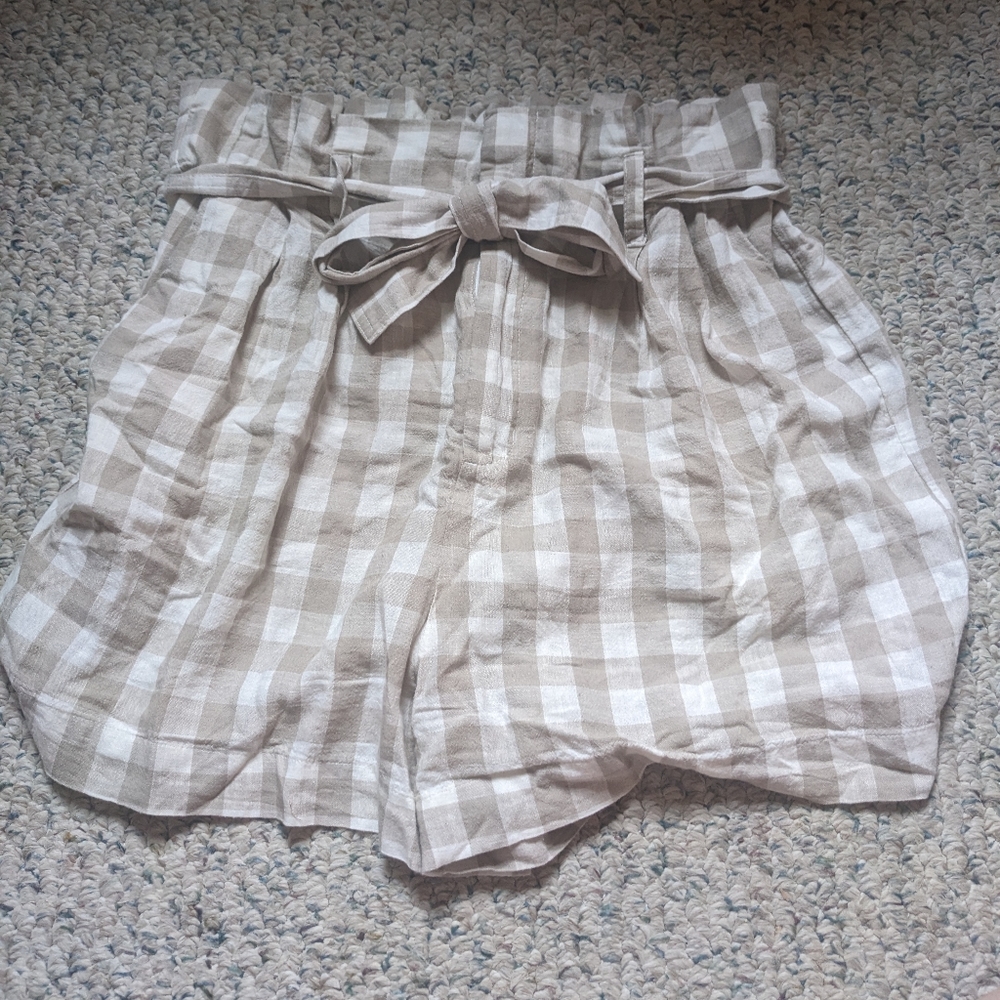 a new day size XL gingham paper bag shorts